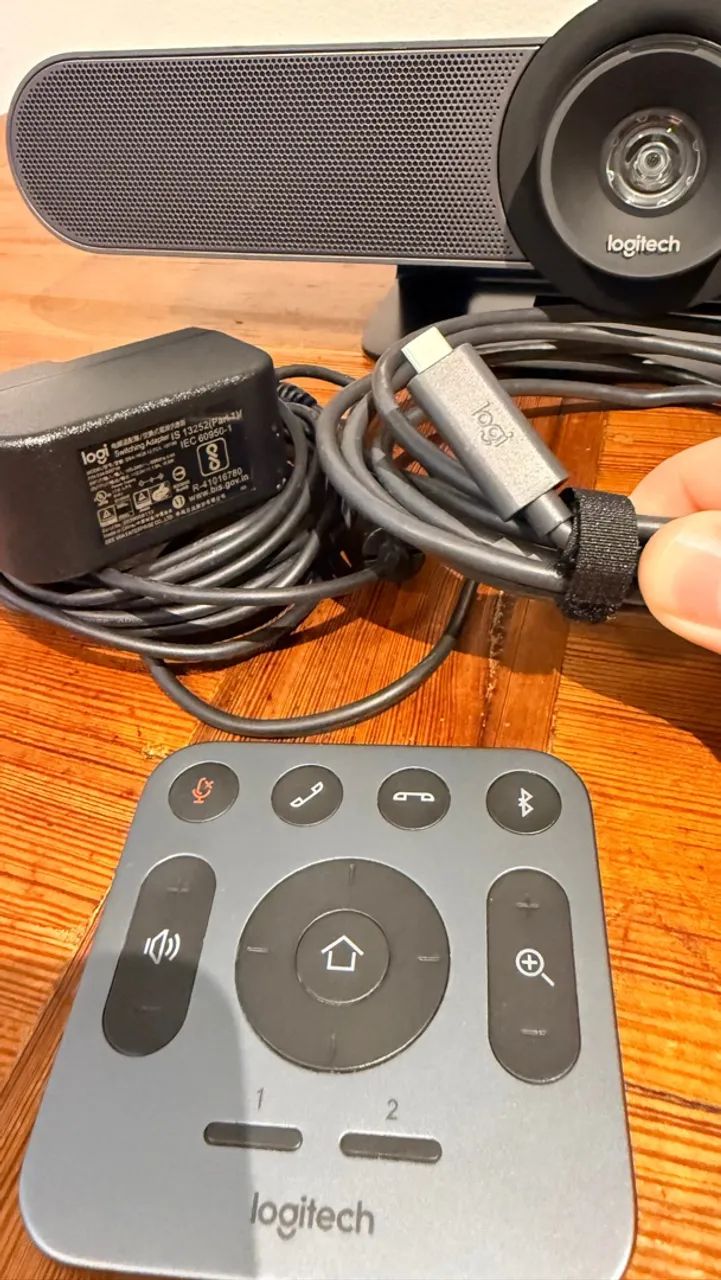 Câmera Logitech MeetUp 4K - Videoconferência - Completa e Funcionando - Foto 4