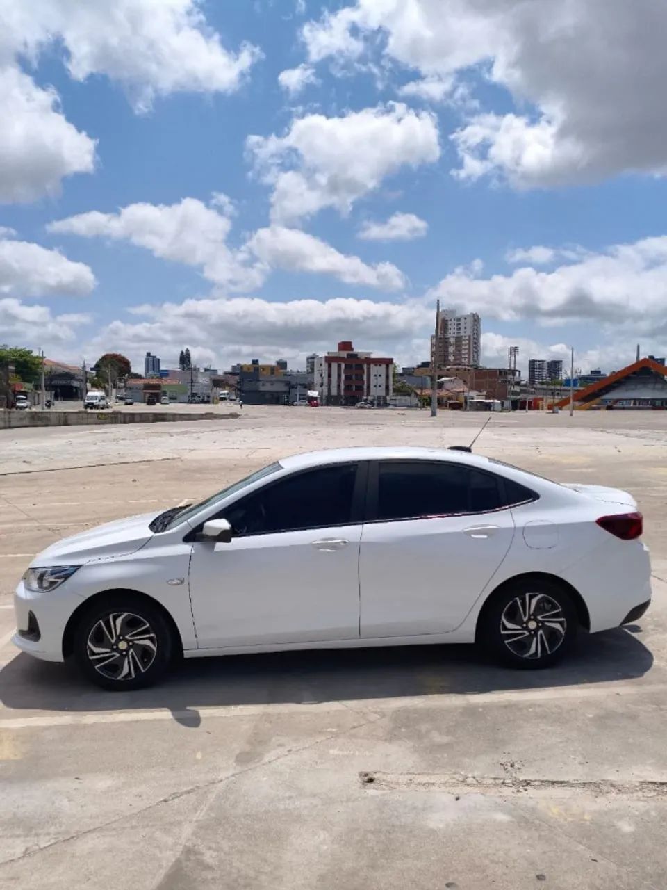 Chevrolet Onix ONIX SEDAN PLUS LT 1.0 12V FLEX 4P MEC. 2024