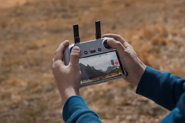 Controle com tela DJI RC 2 - Foto 4