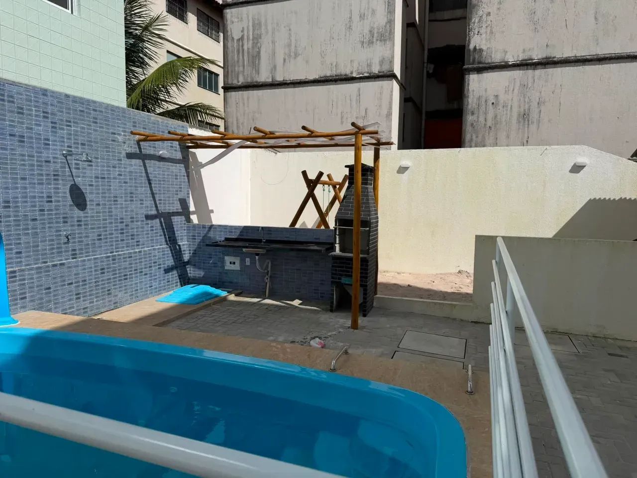 Aluga-se apartamento de 02 quartos - Foto 2