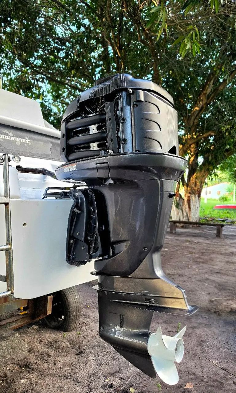 Motor de Popa Yamaha 250 HP 4 Tempos - Revisado e Pronto para Uso - Foto 4