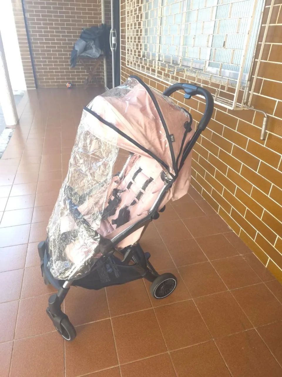 Carrinho de bebê Chicco - Foto 2