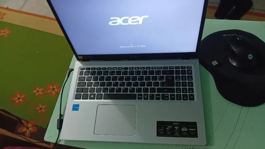 Notebook Acer i3  - Foto 4