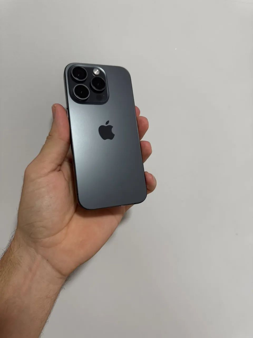 iPhone 15 Pro | 128 GB | Bateria 90%