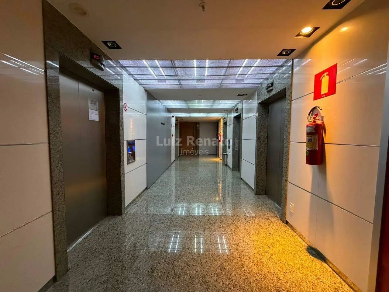 Sala Comercial de Alto Luxo - Savassi, Belo Horizonte - Foto 3