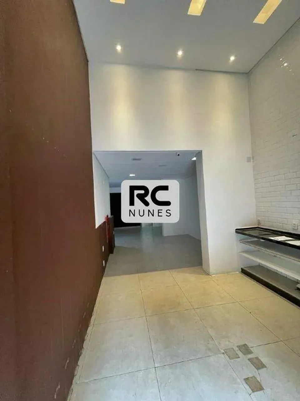Loja com 110m² para alugar no bairro Floresta. - Foto 5