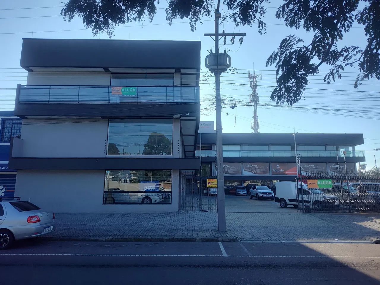Sala e loja comercial 
