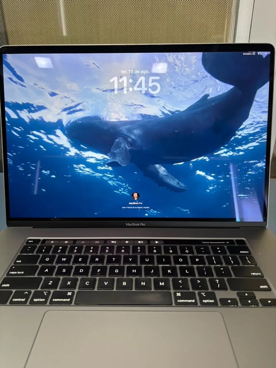 MacBook Pro 2019, Core I9, 16GB Ram, 512 Ssd, 16 polegadas, Touch Bar, Touch ID.