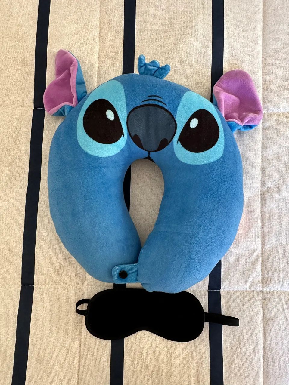 Almofada de pescoço com máscara de dormir STITCH