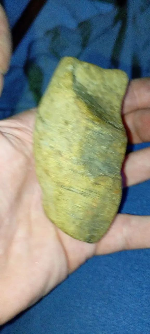  Pedra Neandertal 