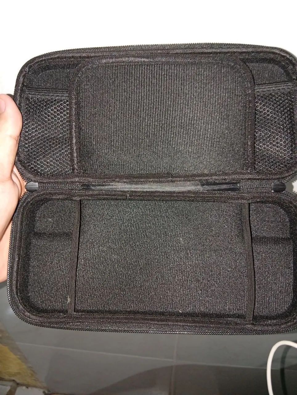 Case + Grips de mãos+ película+ Capinha  - Foto 3