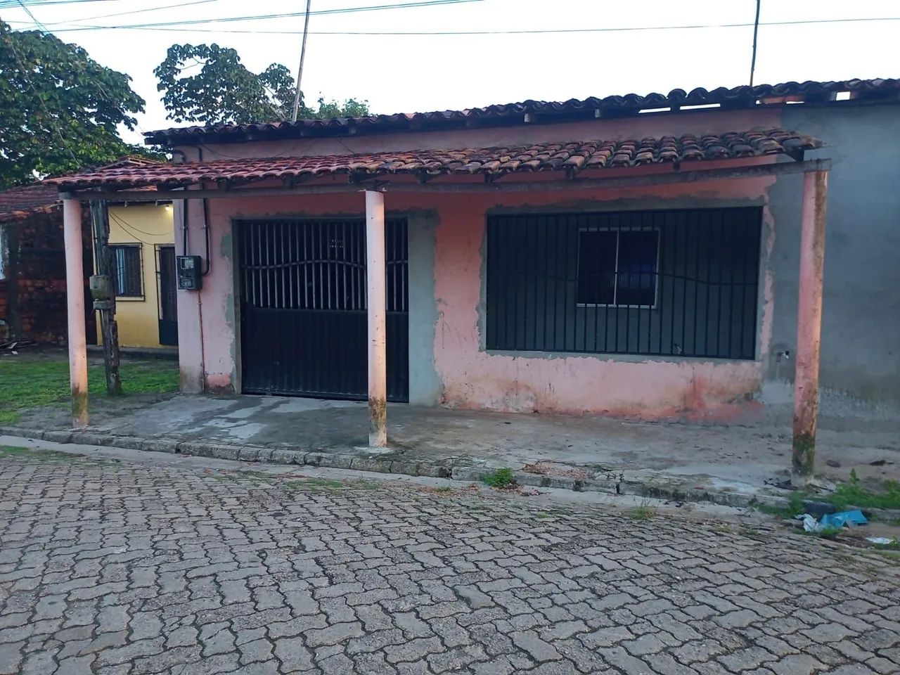 CASA EM COLARES - IMPERDÍVEL 