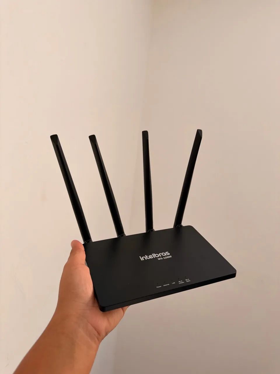 Roteador IntelBras W4-1200F