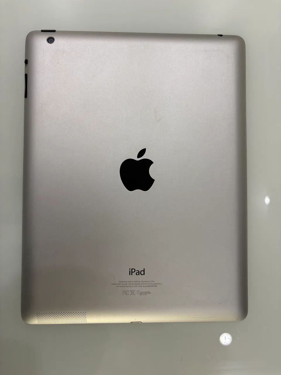 iPad 4ª Geração Funcional (Com Trinco na Tela) - Modelo A1458