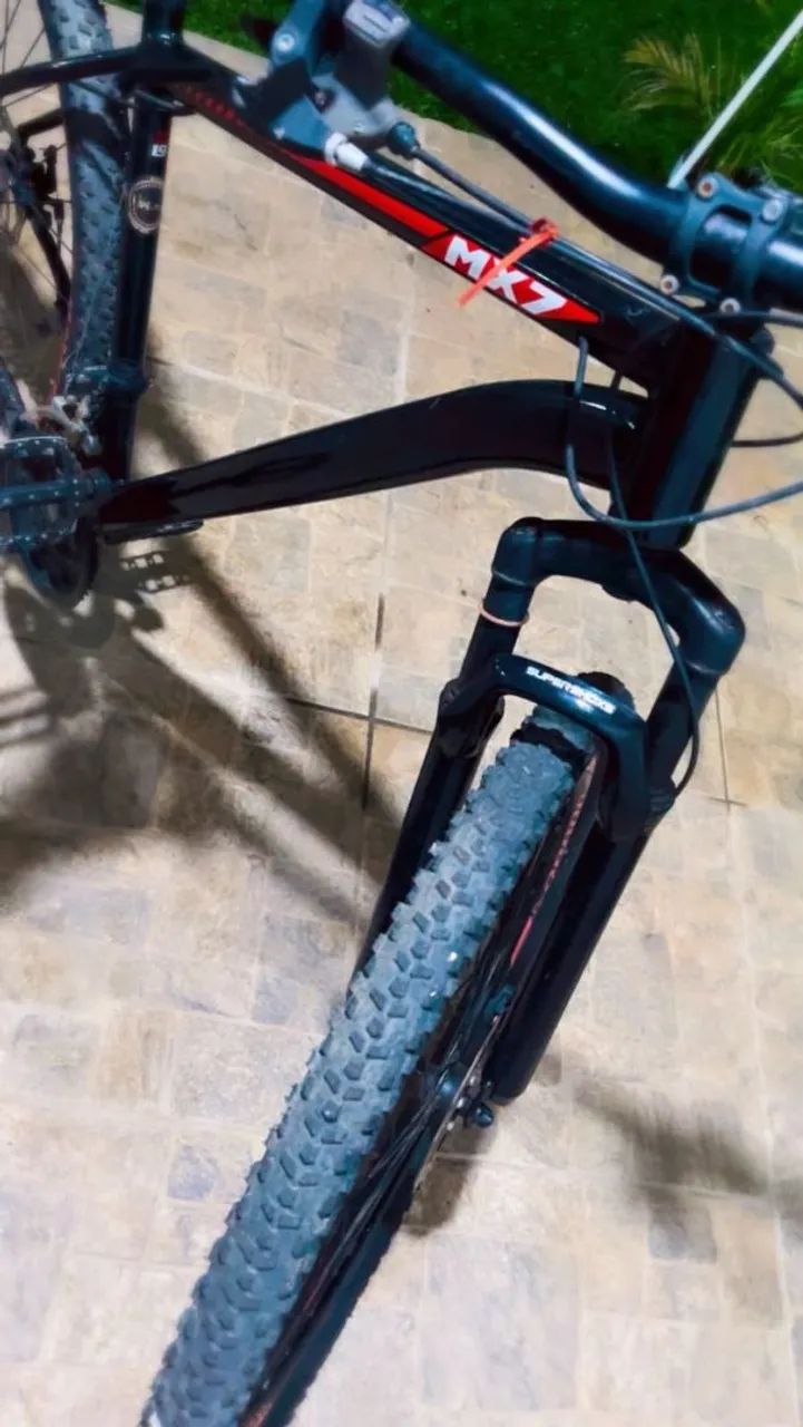 Vendo bicicleta aro 29  - Foto 4