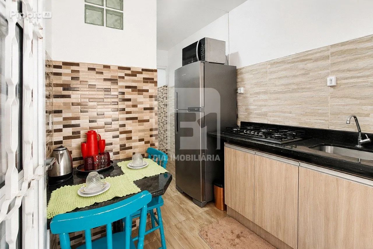 Casa com 5 studios e Apto de 2 quartos Monte Verde - Foto 2