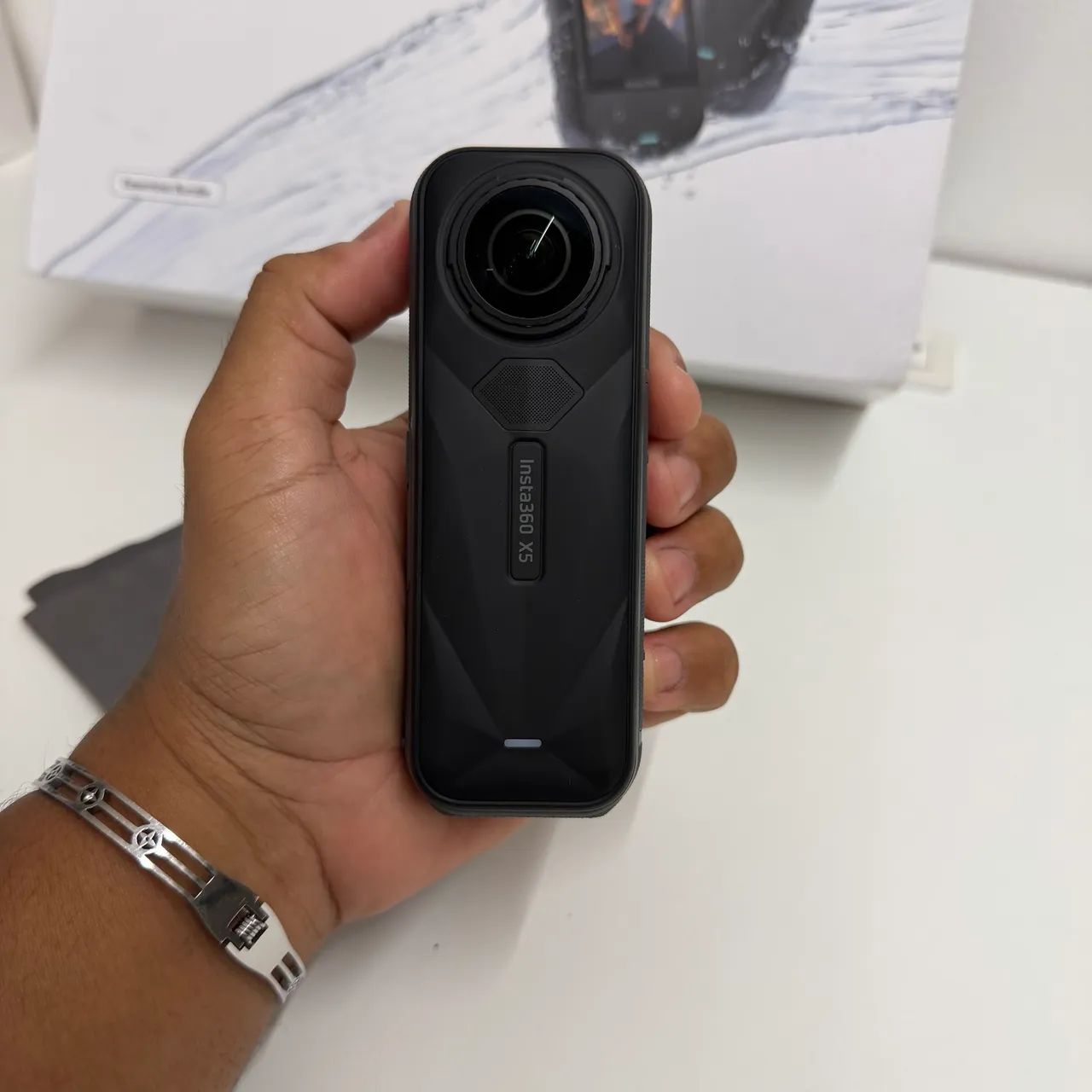 Insta 360 X5 Essential Bundle  - Foto 3