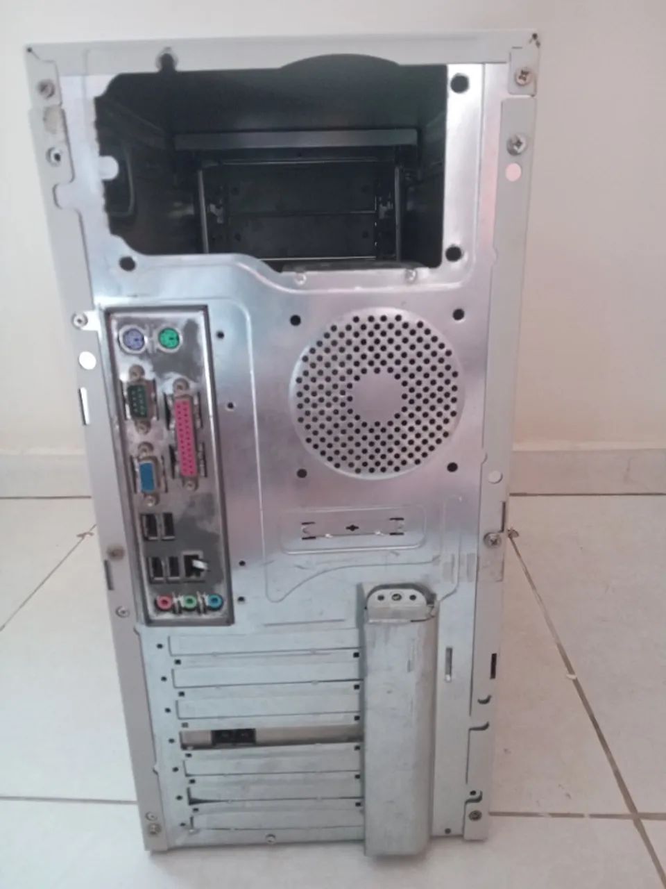 PC Antigo para Manutenção ou Retirada de Peças - Foto 2