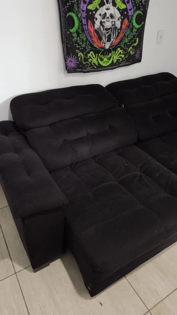 Sofá para doação, precisa de limpeza e reparos