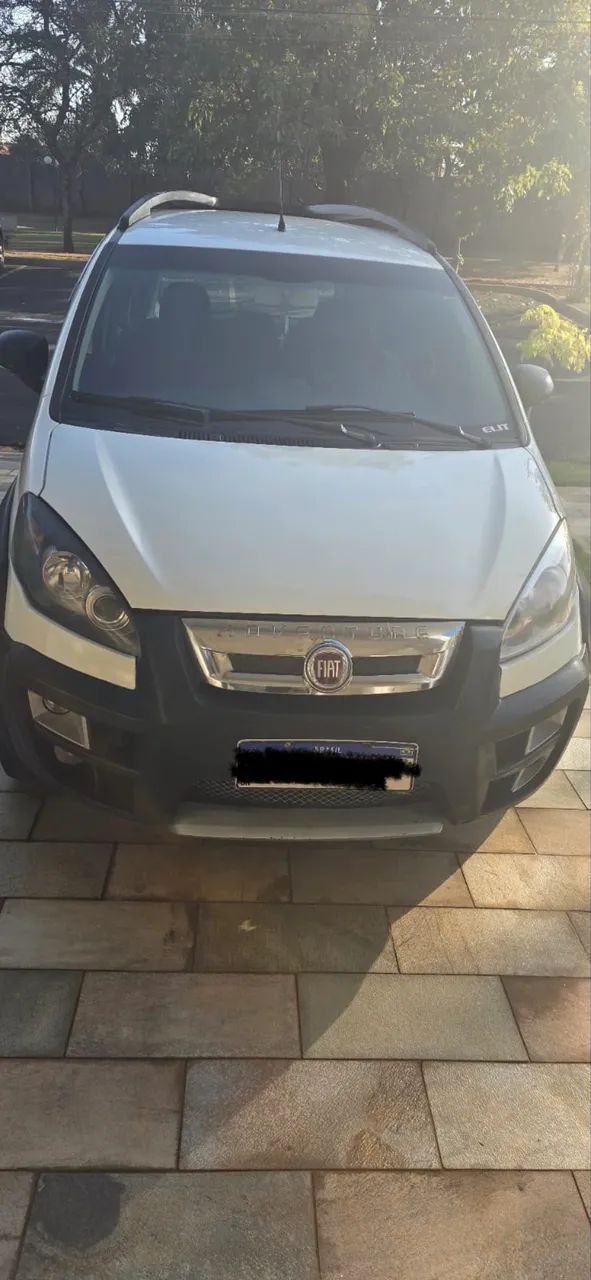 Fiat Idea Adv./ Adv.lock.dualogic 1.8 Flex 5P 2012 - Foto 3