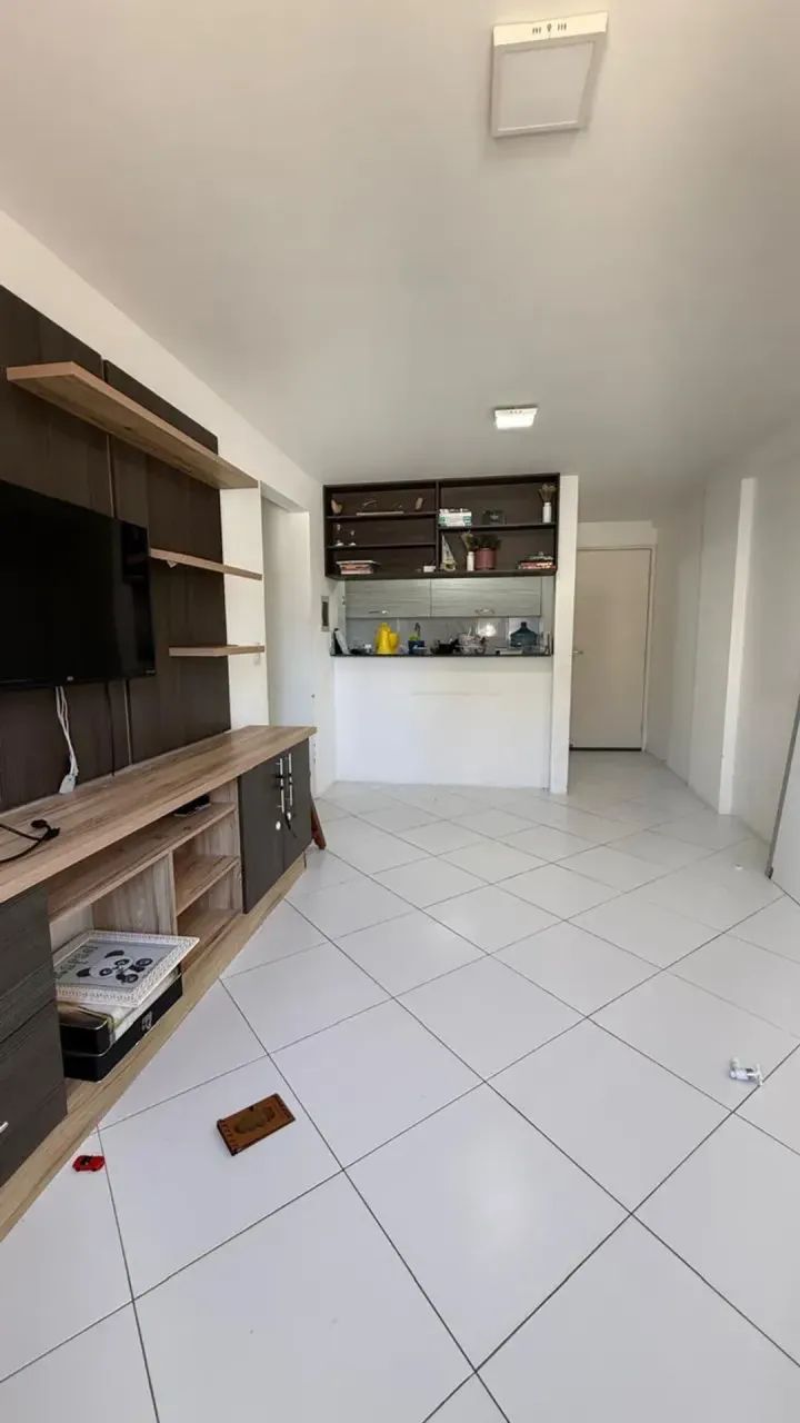 Apto quarto e Sala Semi mobiliado na Ponta Verde