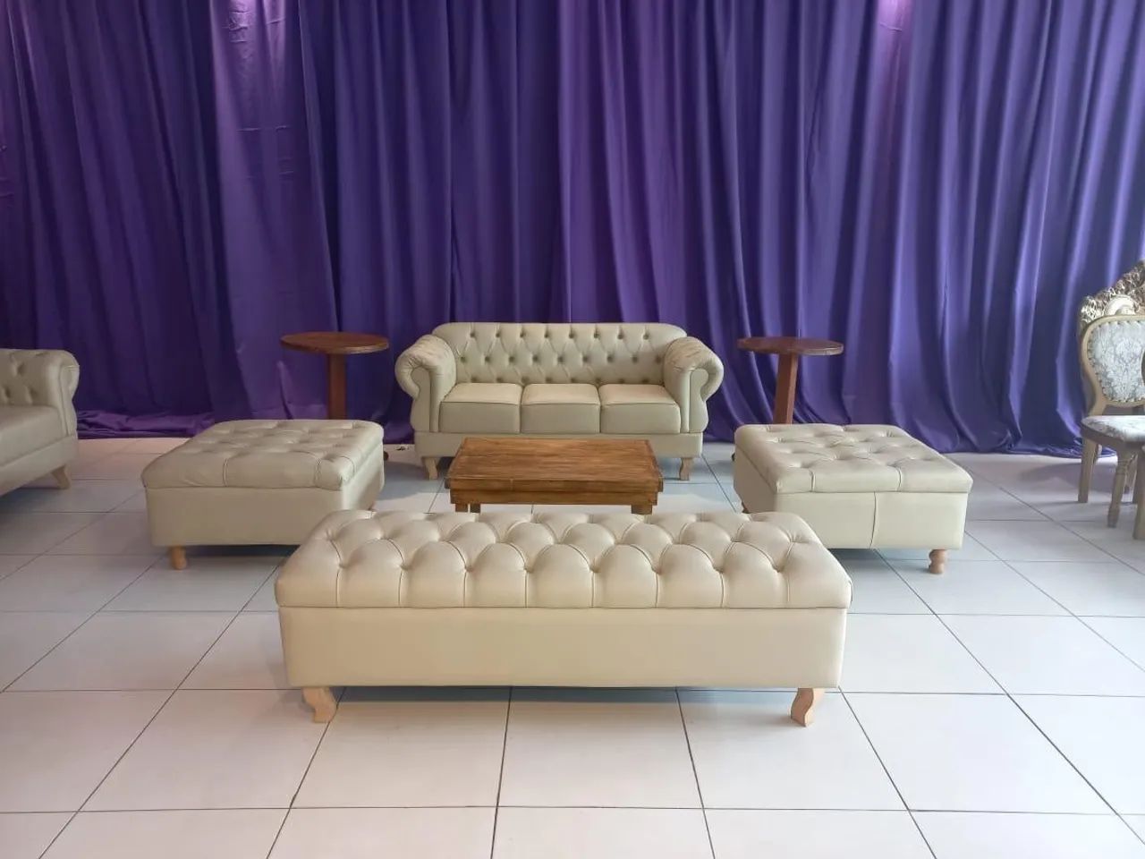 ALUGUEL DE MÓVEIS, MESAS E CADEIRAS PARA EVENTOS - Foto 2