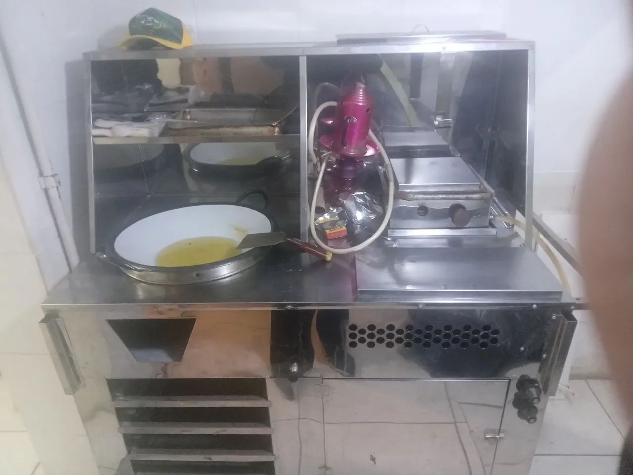 Carrinho de lanche com chapa e fritadeira 