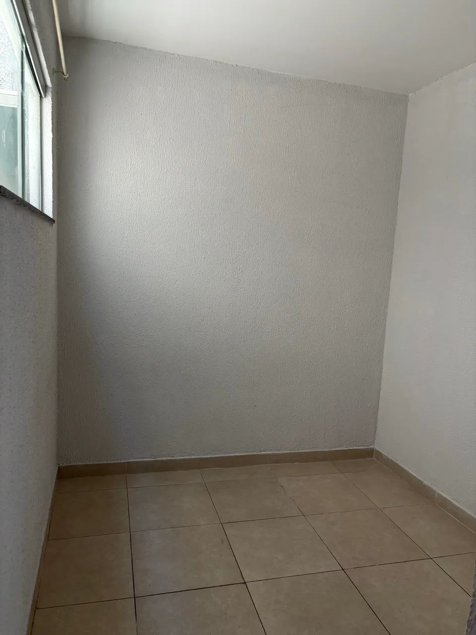 Apt 2/4 Perto Pça A incluso Cond e Água  - Foto 7