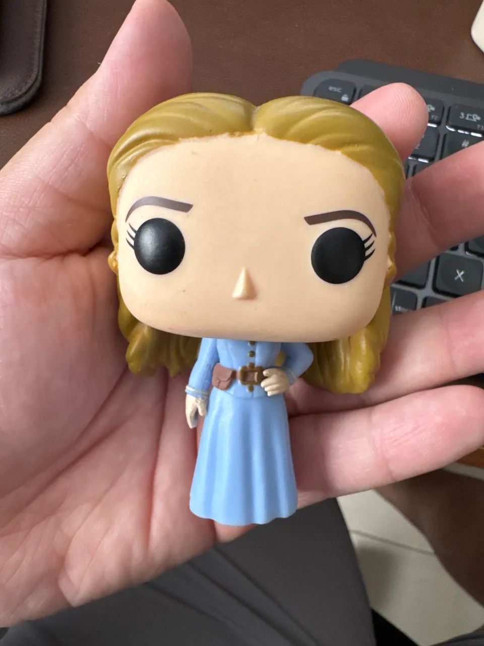 Funko Pop Westworld Dolores 456 e Dr Robert 460 - Foto 2