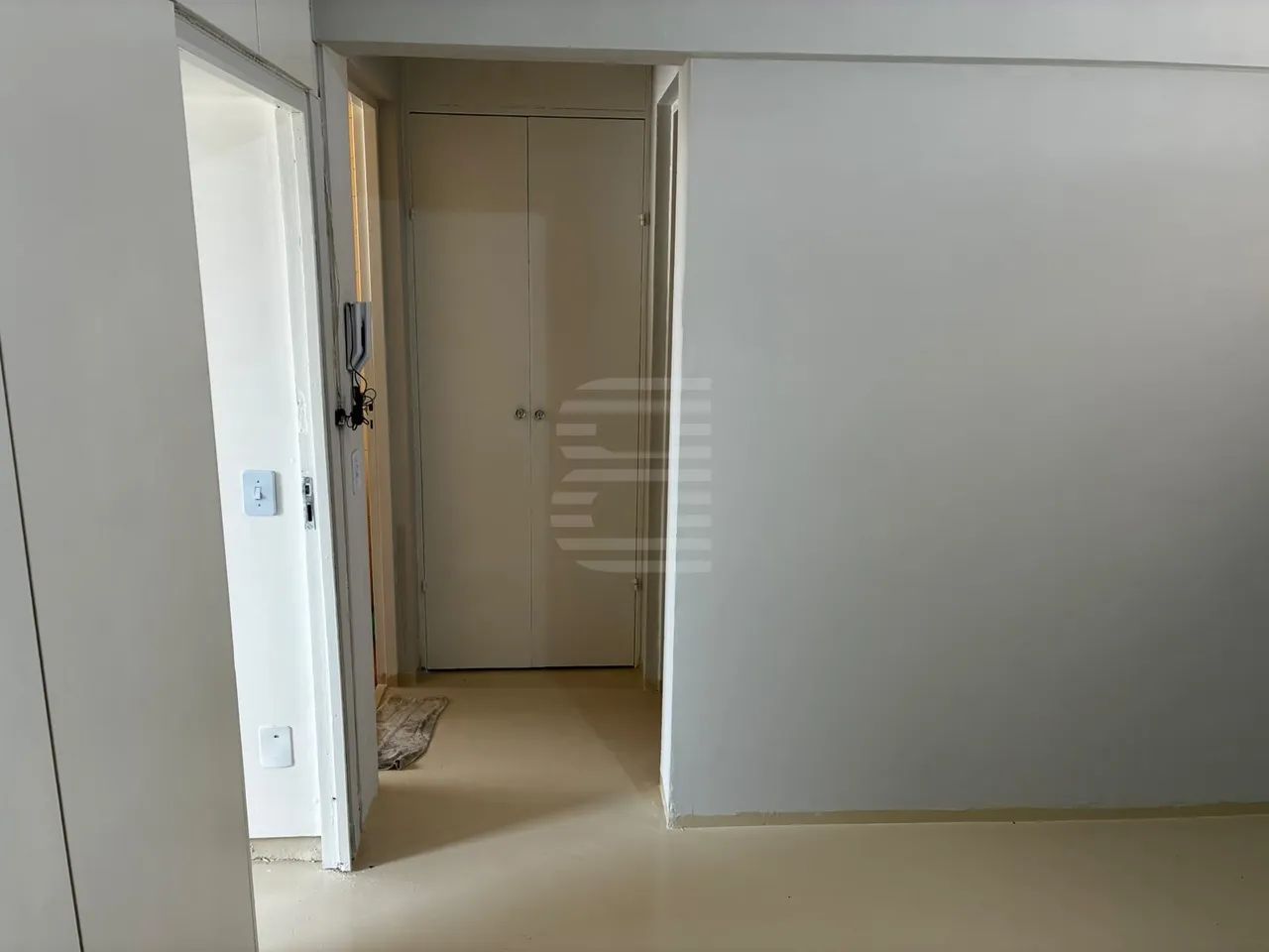 Kitnet para alugar no Botafogo, quarto sala com divisória - Foto 4