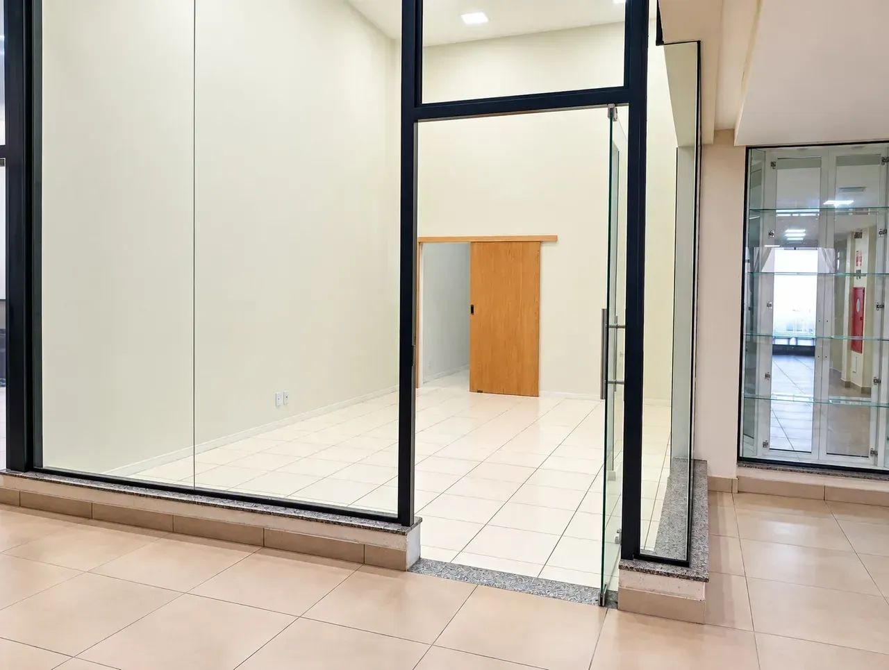 Sala Comercial de 116 m² à Venda ou Locação  BHTC | Botucatu/SP