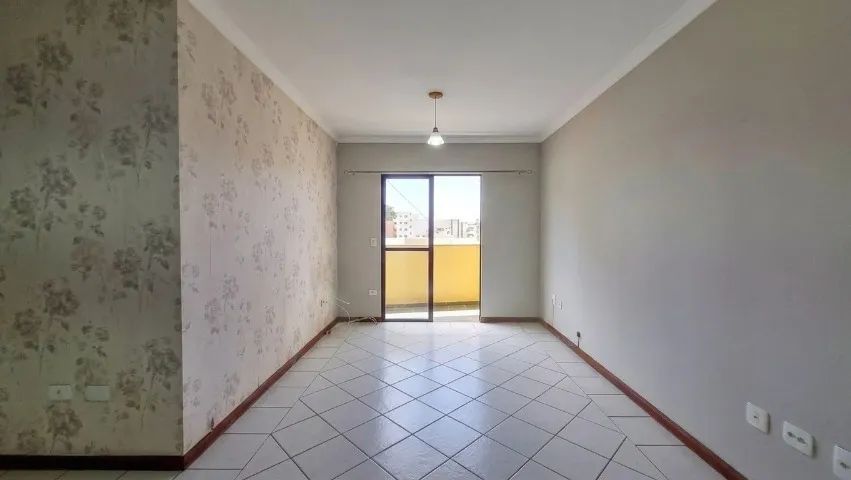 Ótimo Apartamento à Venda, com Sacada e Vaga Coberta! - Foto 3