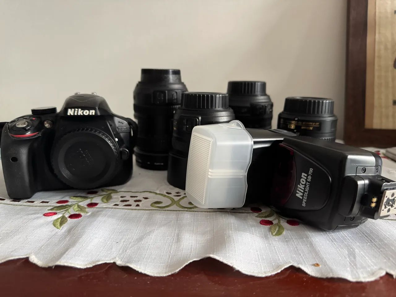 Kit câmera Nikon + 4 lentes Nikon  + flash Nikon + acessórios  - Foto 3