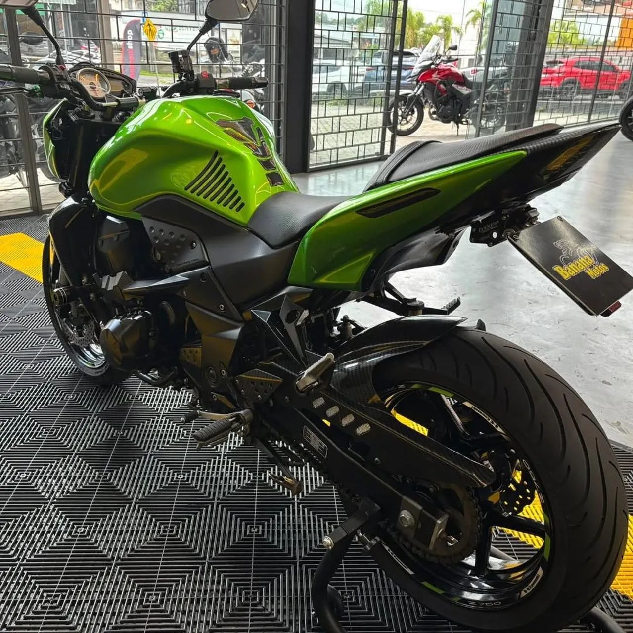 Kawasaki Z-800 2011 - 1487761026 | OLX