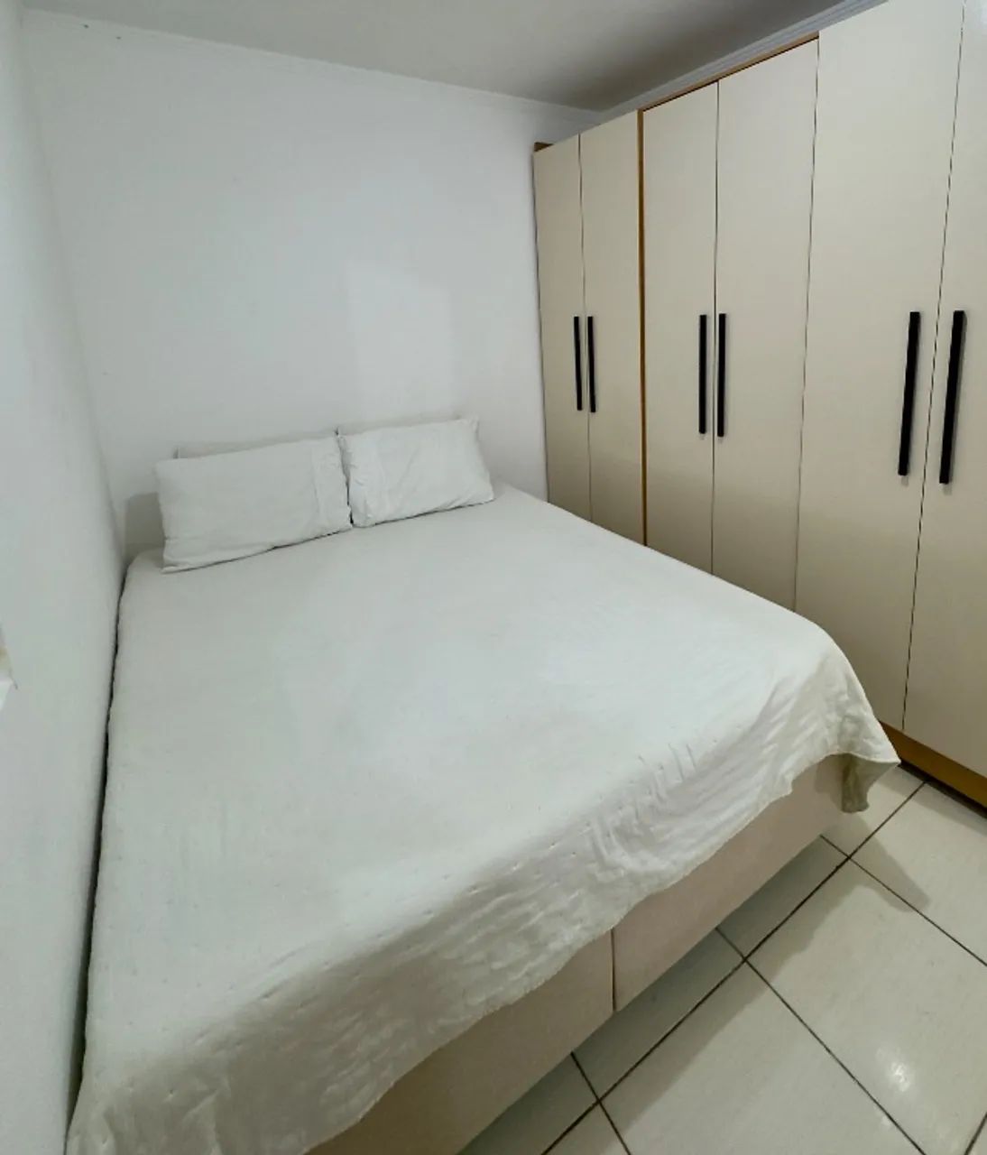 CAMA BAÚ QUEEN COM COLCHÃO 