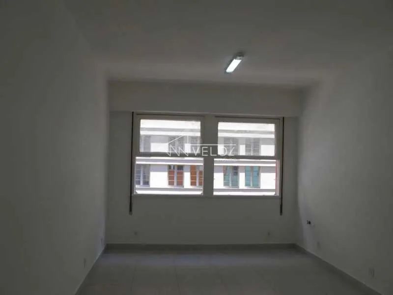 Sala : / Comercial / Centro