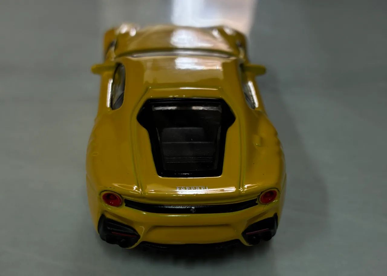 Ferrari F12 TDF Bburago 1:64 - Foto 3