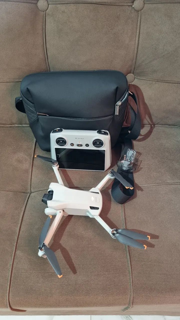 Dji mini 3,  controle com tela. - Foto 2