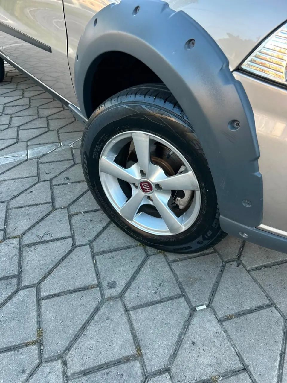 Fiat Strada Working 1.4 MPI Fire Flex 8V CD 2012 - Foto 3