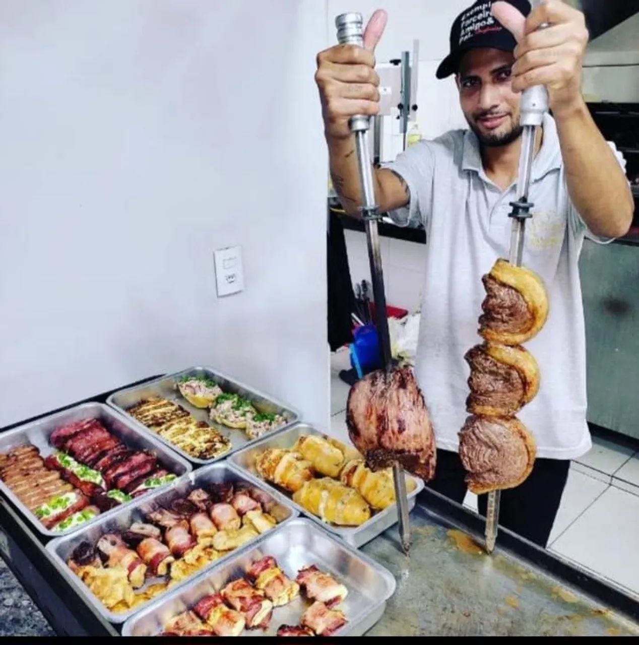 CHURRASQUEIRO PROFISSIONAL  - Foto 2