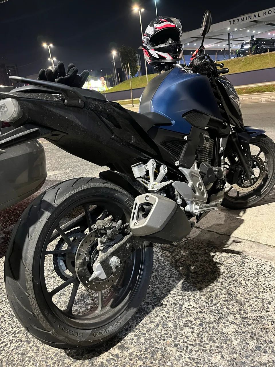 Cb 300f  Honda  - Foto 5