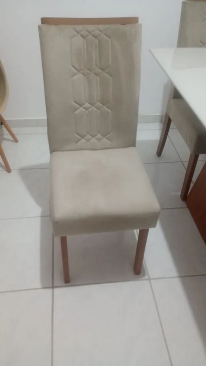 Mesa tampo de Vidro 4 cadeiras  - Foto 3