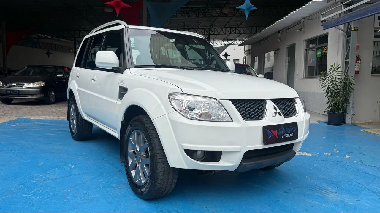 Mitsubishi Pajero TR4 2.0 Flex 16V 4X2 Aut. 2015 2015
