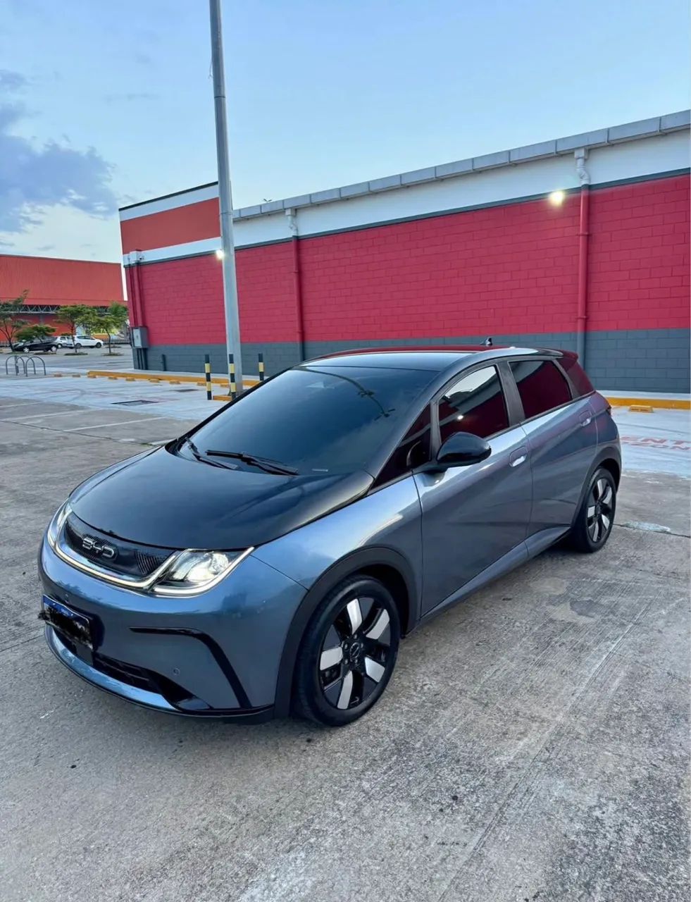 BYD Dolphin Dolphin Mini (Elétrico) 2025