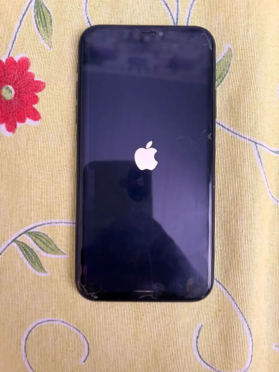 Celular iPhone XR  - Foto 2