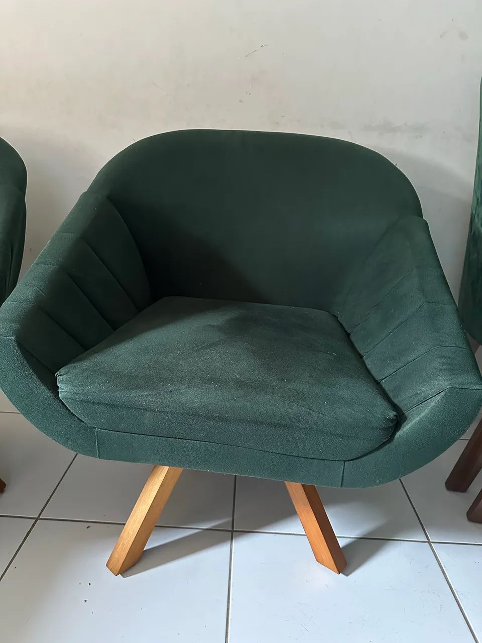 2 Poltronas giratórias veludo