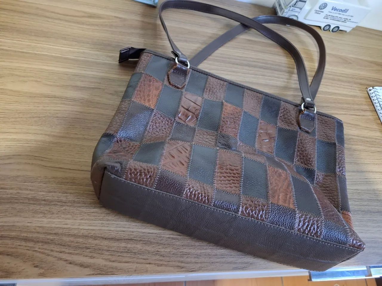 Bolsa de couro semi nova  - Foto 2