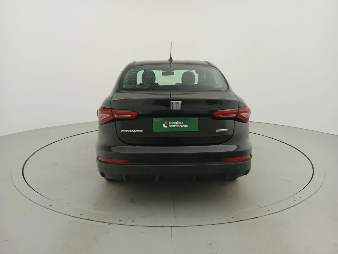 Fiat Cronos Drive 1.0 6V, foto 4 de 18