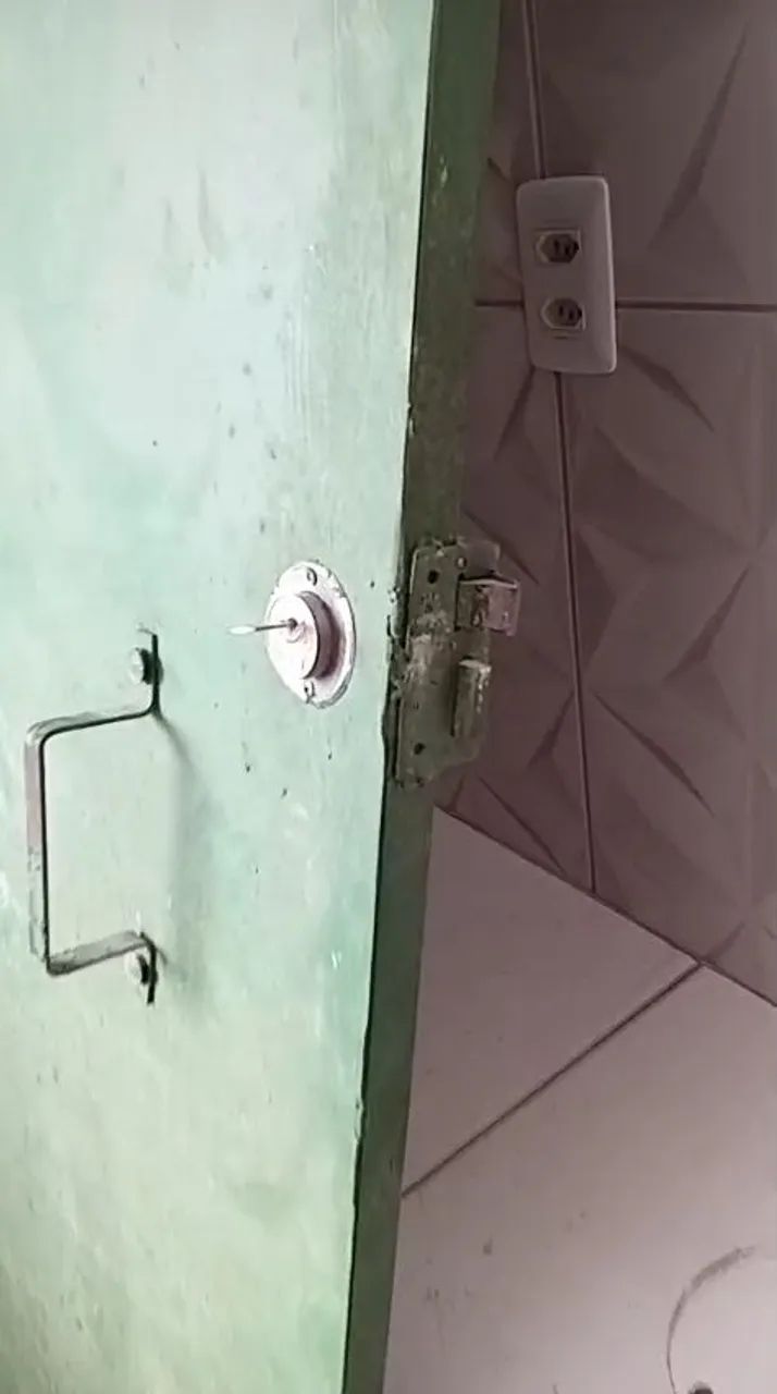 Portão de ferro442917672505856002