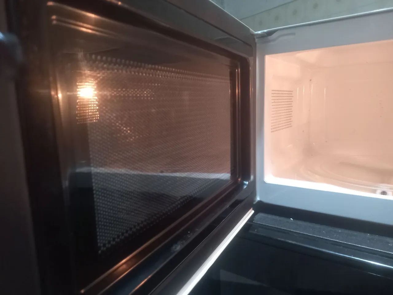 Microondas porta espelhada  - Foto 4